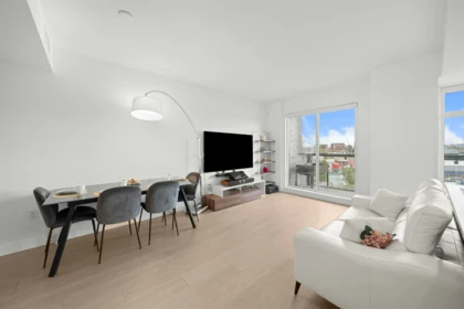 301 8888 Osler Street, Vancouver, BC, Vancouver — Apartment/Condo for sale