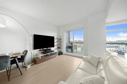 301 8888 Osler Street, Vancouver, BC, Vancouver — Apartment/Condo for sale