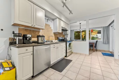Guest Bathroom Photo of 2574 Cornwall Avenue, Vancouver, BC