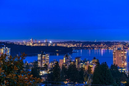 2272 Nelson Avenue, West Vancouver, BC