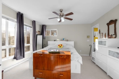 Basement Recreation Room Photo of 6879 195a Street, Surrey, BC