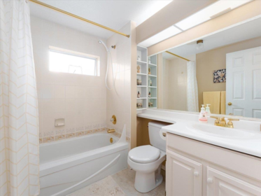 Powder Room Photo of 7338 Foxhound Mews, Vancouver, BC