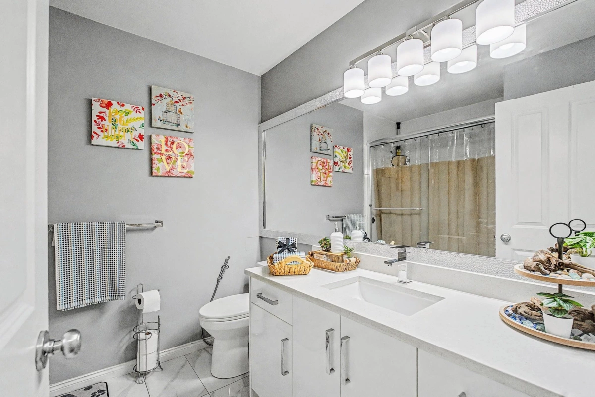 Loft / Bonus Room Photo of 75 6533 121 Street, Surrey, BC