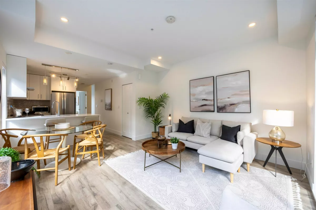 Kitchen Photo of 21 6328 King George Boulevard, Surrey, BC