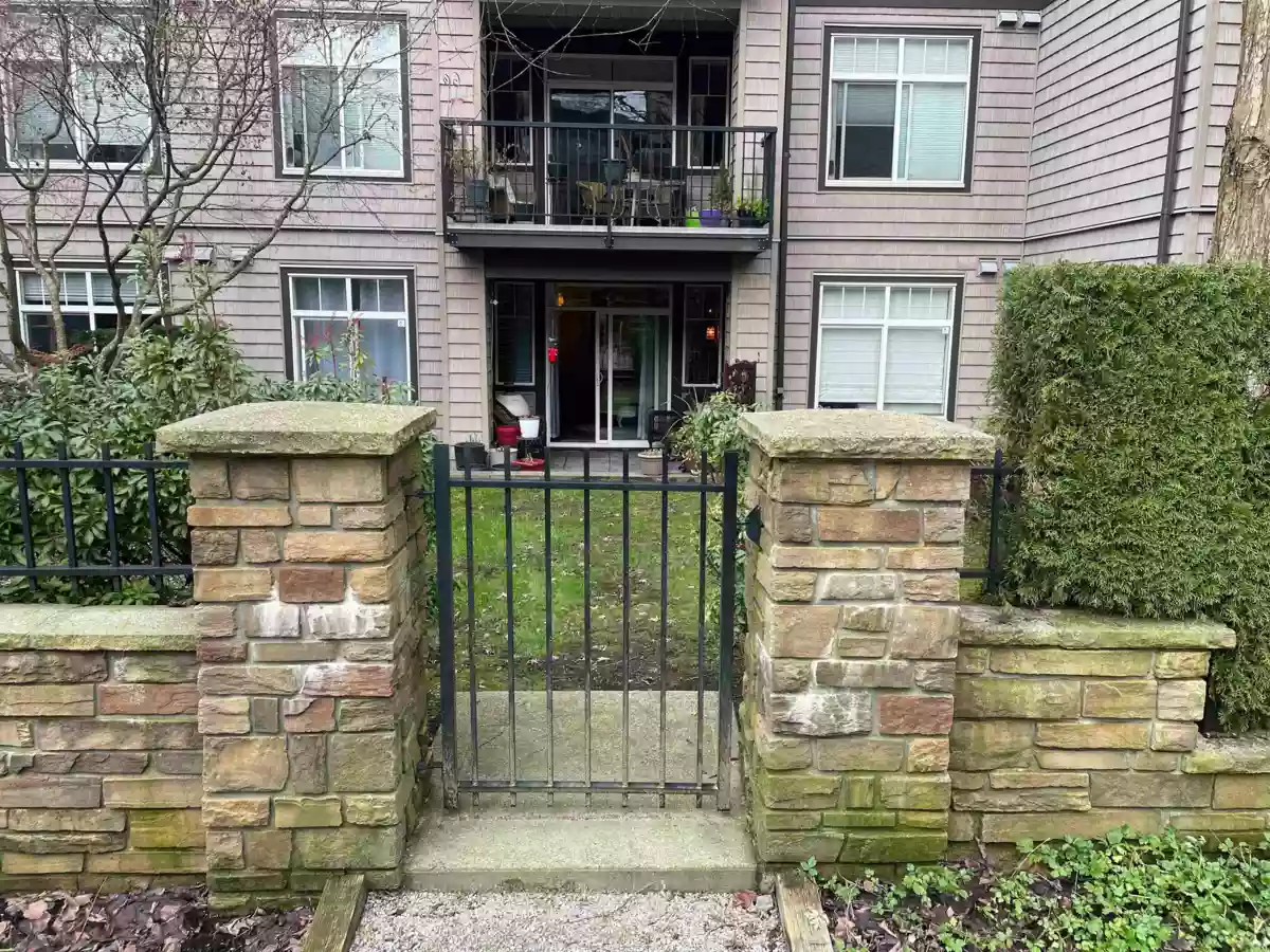 Basement Recreation Room Photo of 107 12268 224th Street, Maple Ridge, BC