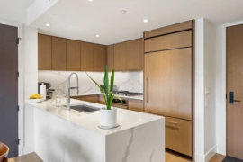 201 5089 Quebec Street, Vancouver, BC