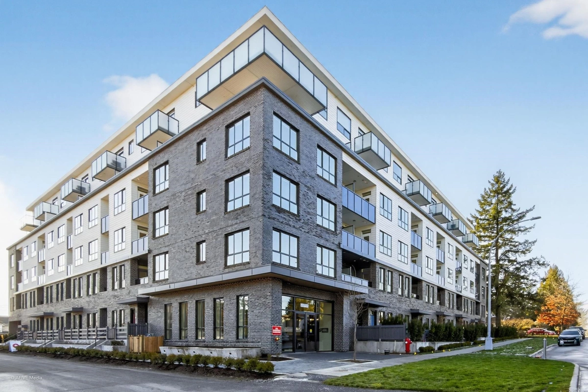 Exterior Rear Photo of 403 14778 N 106 Avenue Avenue, Surrey, BC