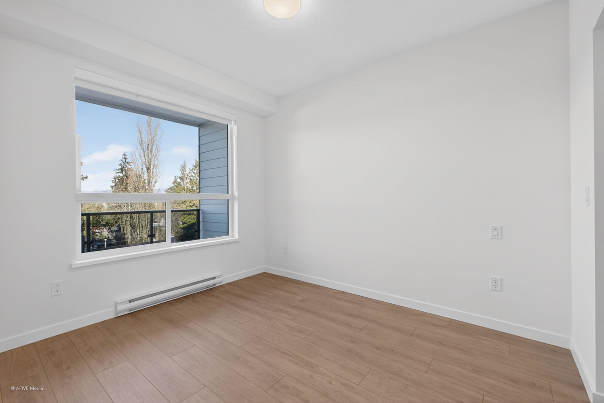 Office / Den Photo of 403 14778 N 106 Avenue Avenue, Surrey, BC