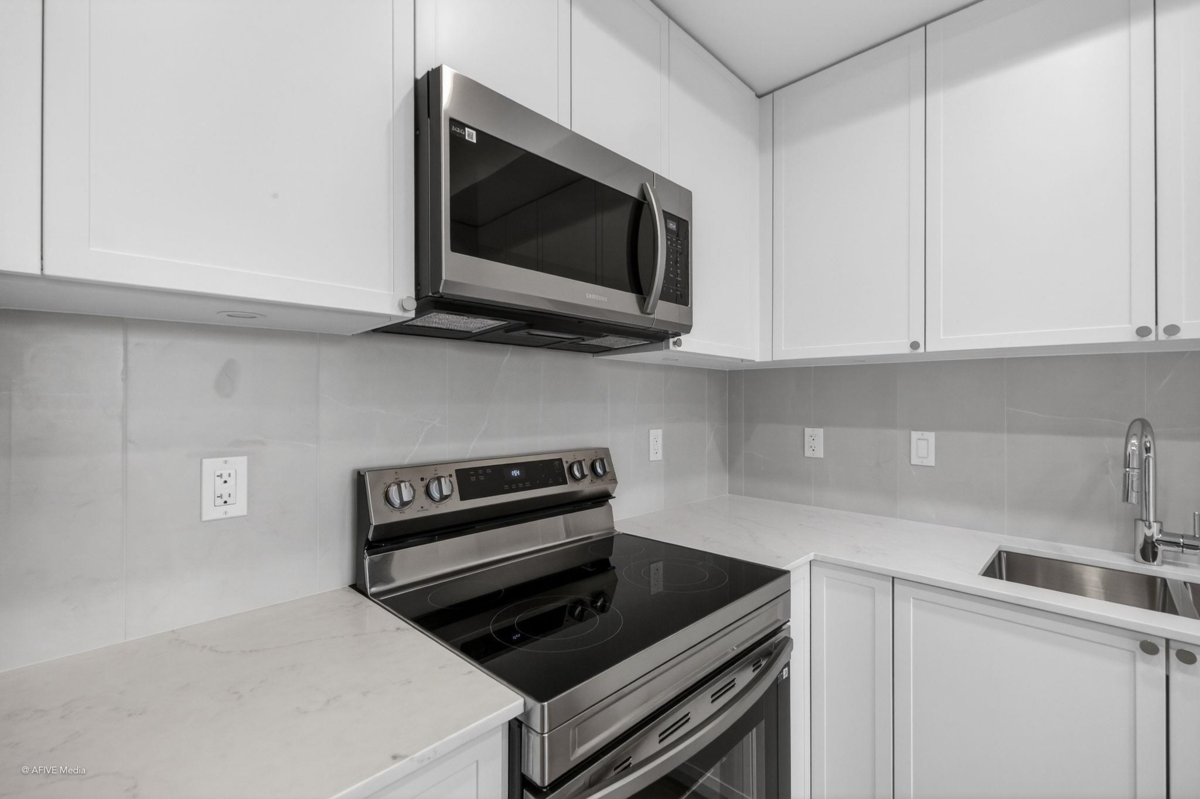 Primary Bedroom Photo of 403 14778 N 106 Avenue Avenue, Surrey, BC