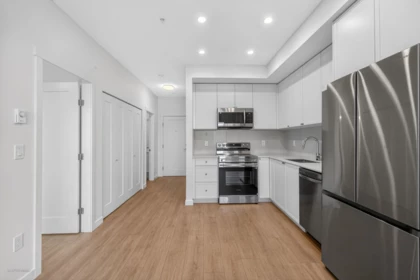 Kitchen Island Photo of 403 14778 N 106 Avenue Avenue, Surrey, BC