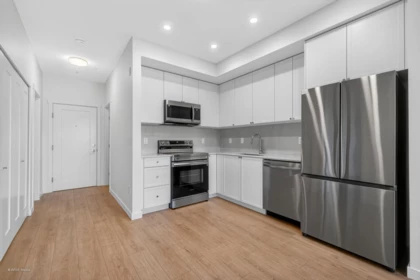 Kitchen Photo of 403 14778 N 106 Avenue Avenue, Surrey, BC