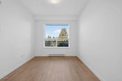 Loft / Bonus Room Photo of 403 14778 N 106 Avenue Avenue, Surrey, BC