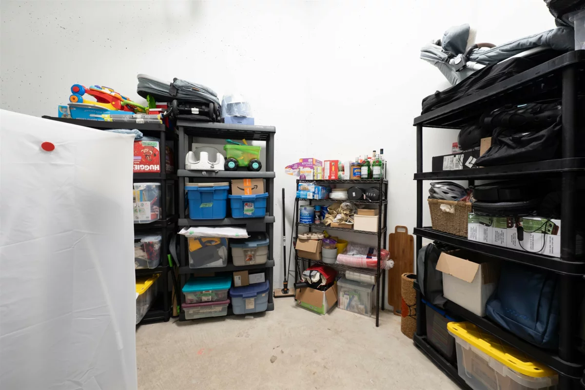 Breakfast Nook Photo of 223 650 E 2nd Street, North Vancouver, BC