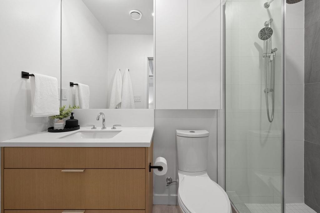 Garden / Landscaping Photo of 223 650 E 2nd Street, North Vancouver, BC