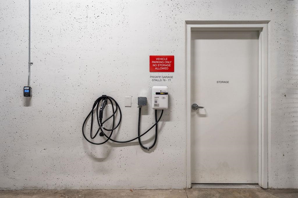 Pantry Photo of 223 650 E 2nd Street, North Vancouver, BC