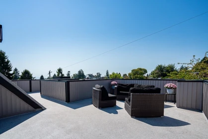 Swimming Pool Photo of 15807 Columbia Avenue, White Rock, BC