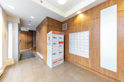 Guest Bathroom Photo of 511 2268 W Broadway, Vancouver, BC