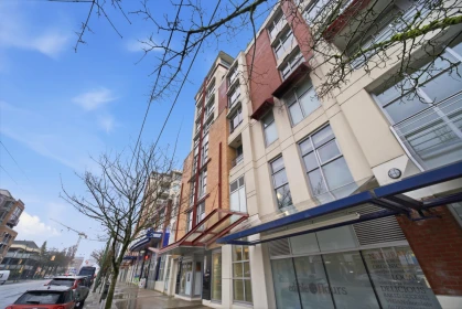 511 2268 W Broadway, Vancouver, BC