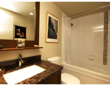 Primary Bathroom Photo of 511 2268 W Broadway, Vancouver, BC