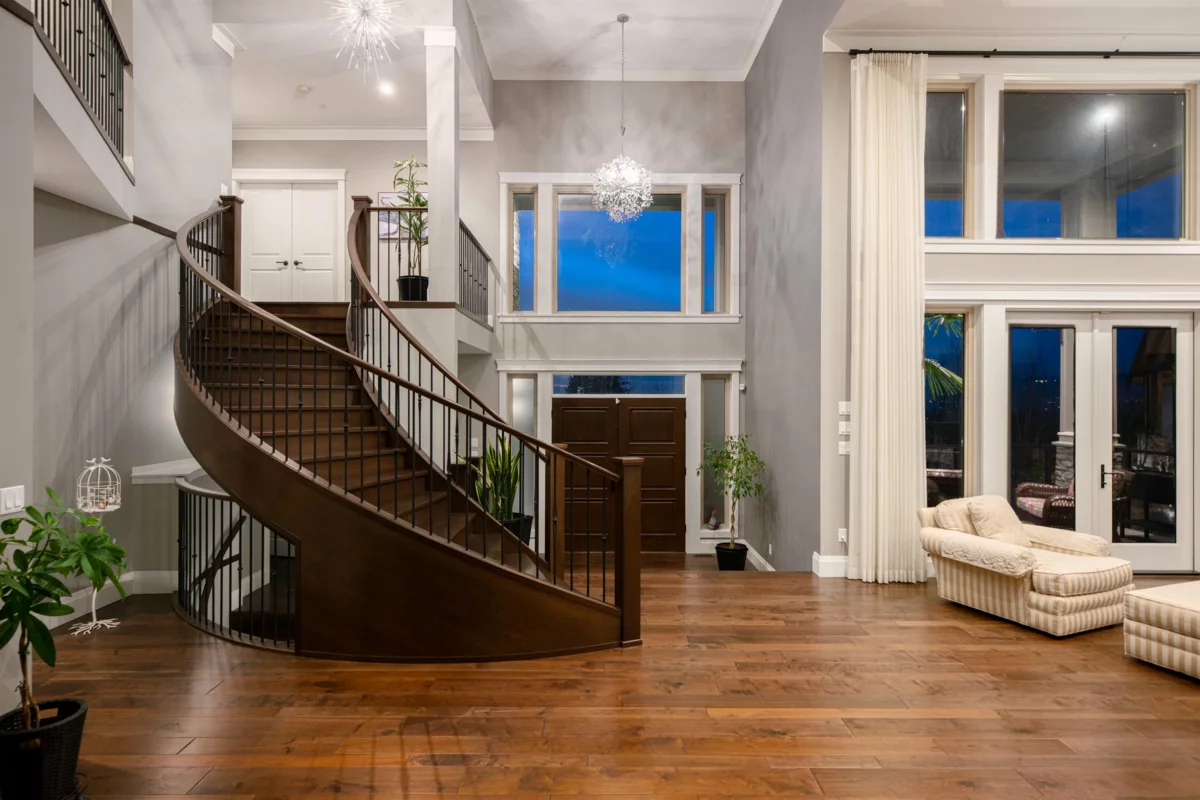 Breakfast Nook Photo of 10850 Carmichael Street, Maple Ridge, BC