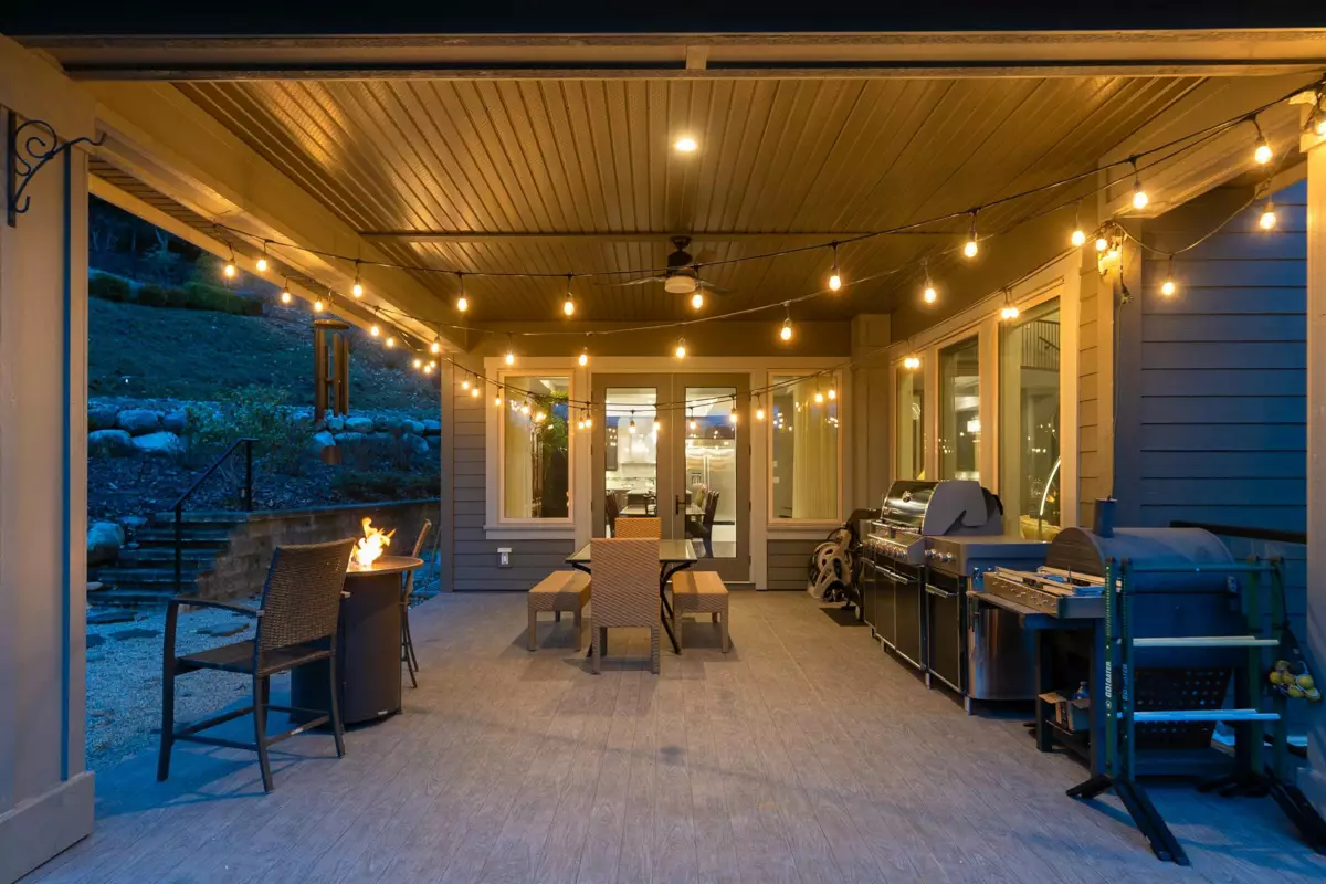 Walk-In Closet Photo of 10850 Carmichael Street, Maple Ridge, BC