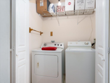 Mudroom Photo of 5 3588 Whitney Place, Vancouver, BC