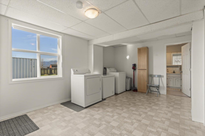 Basement Recreation Room Photo of 9227 Annis Road, Rosedale, BC