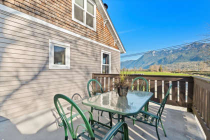 Front Yard Photo of 9227 Annis Road, Rosedale, BC
