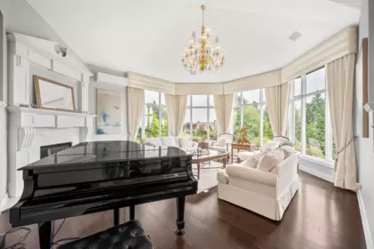 2327 Westhill Drive, West Vancouver, BC, West Vancouver — Single Family Residence for sale