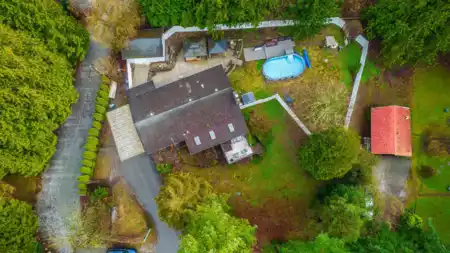 8630 Foote Street, Mission, BC, Mission-West — 3 bed single family residence for sale