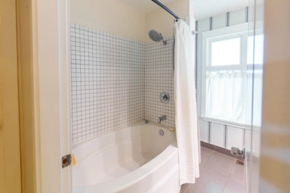 Guest Bathroom Photo of 8630 Foote Street, Mission, BC