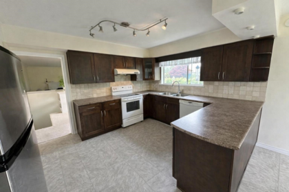 10231 Aintree Crescent, Richmond, BC, Richmond — Single Family Residence for sale
