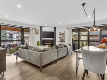 303 708 Eighth Avenue, New Westminster, BC, Uptown NW — 2 bed apartment/condo for sale