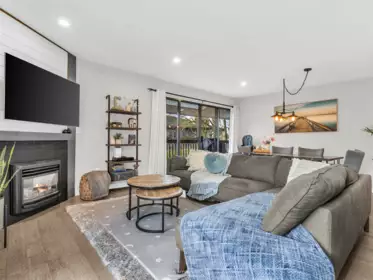 303 708 Eighth Avenue, New Westminster, BC