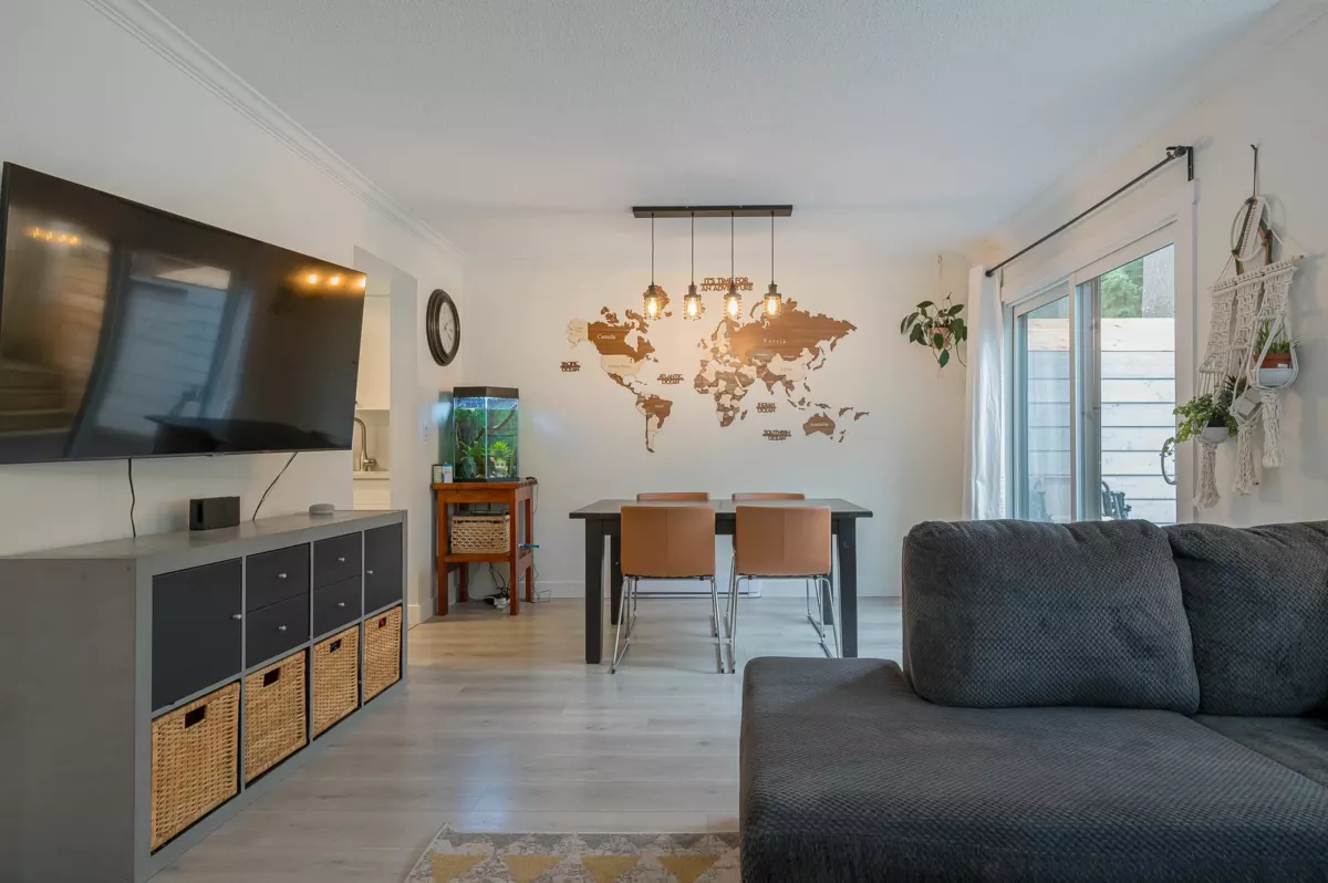 Primary Bathroom Photo of 54 6712 Baker Road, Delta, BC