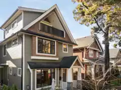 1220 E 11th Avenue, Vancouver, BC