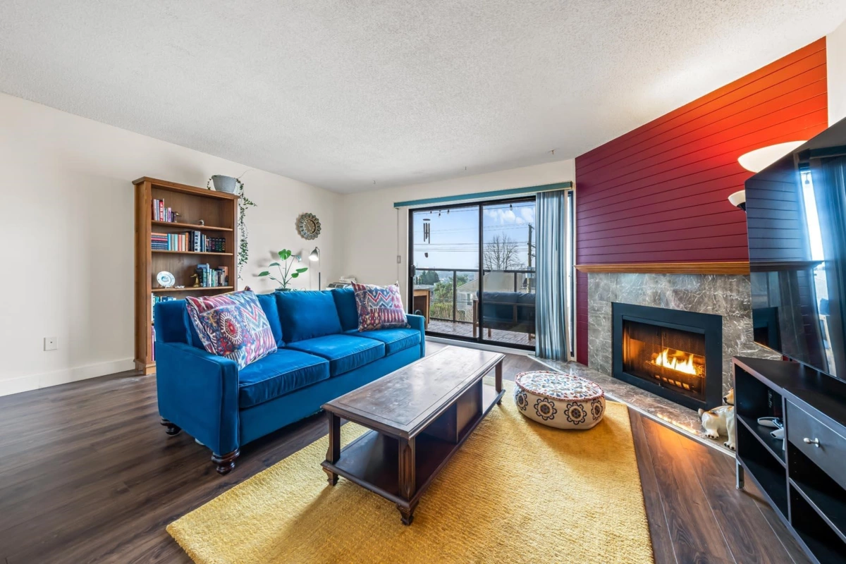 Exterior Rear Photo of 307 315 Tenth Street, New Westminster, BC