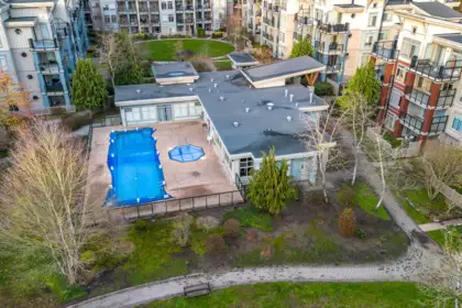 Backyard Photo of 102 15385 101a Avenue, Surrey, BC
