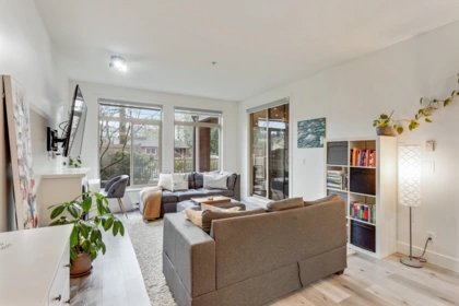 Kitchen Island Photo of 102 15385 101a Avenue, Surrey, BC