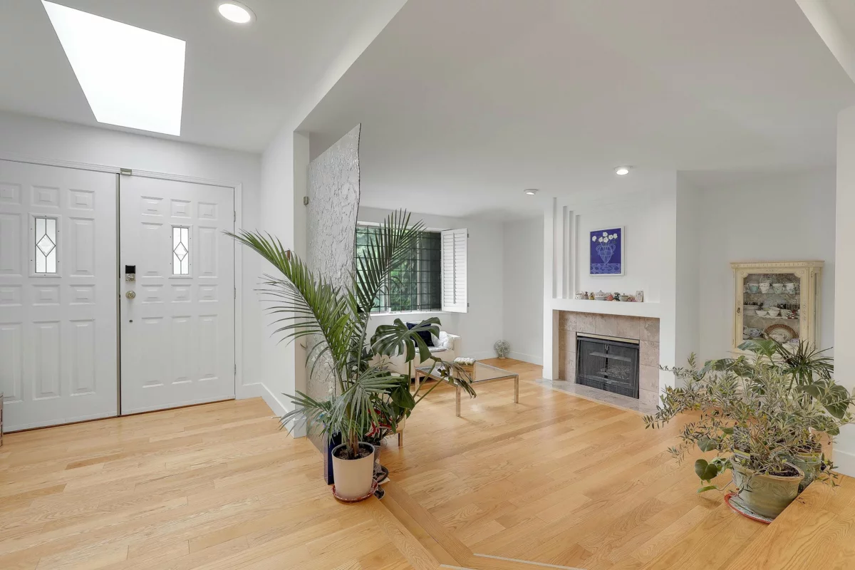 Exterior Rear Photo of 907 Sprice Avenue, Coquitlam, BC