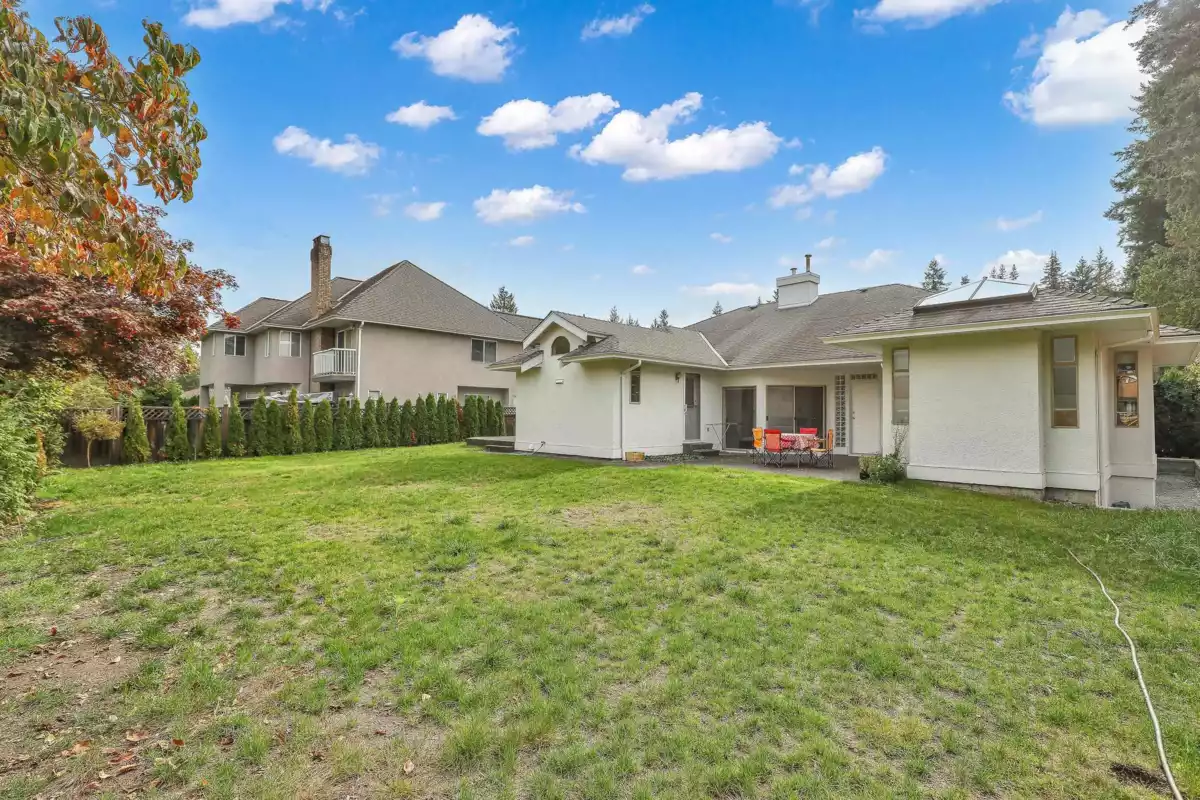 Fitness Center Photo Near 907 Sprice Avenue, Coquitlam, BC