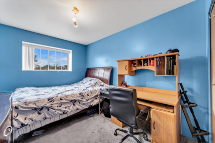 Bedroom 4 Photo of 16059 93 Avenue, Surrey, BC