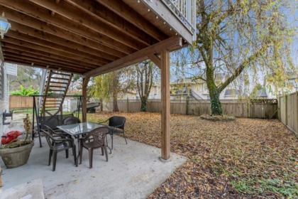 Front Yard Photo of 16059 93 Avenue, Surrey, BC