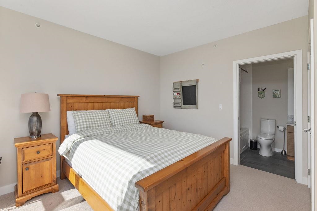 Bedroom 4 Photo of 203 5665 Teredo Street, Sechelt, BC