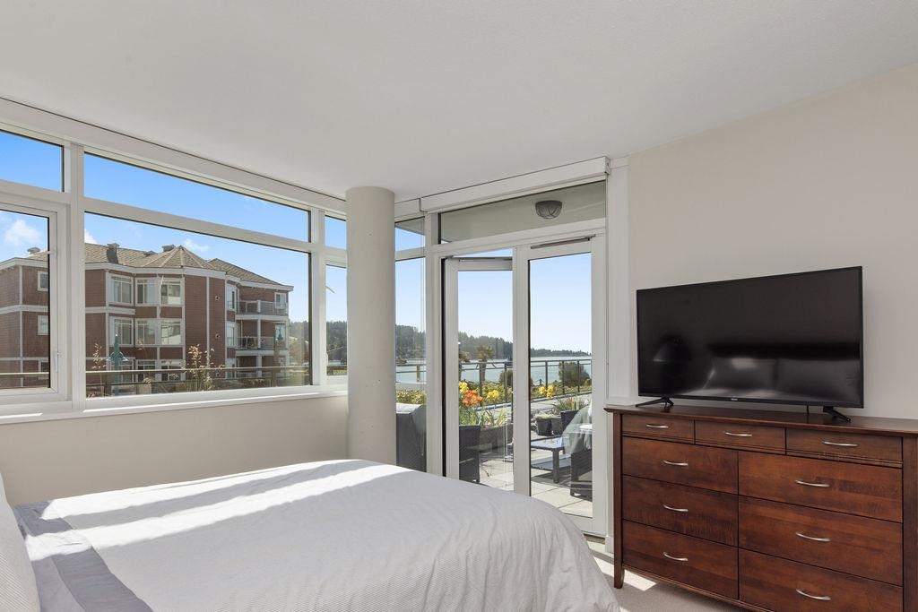 Primary Bathroom Photo of 203 5665 Teredo Street, Sechelt, BC