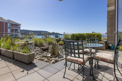 203 5665 Teredo Street, Sechelt, BC, Sechelt — Apartment/Condo for sale