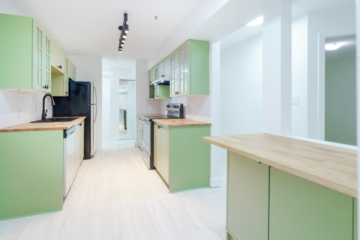 Breakfast Nook Photo of 201 22351 St Anne Avenue, Maple Ridge, BC