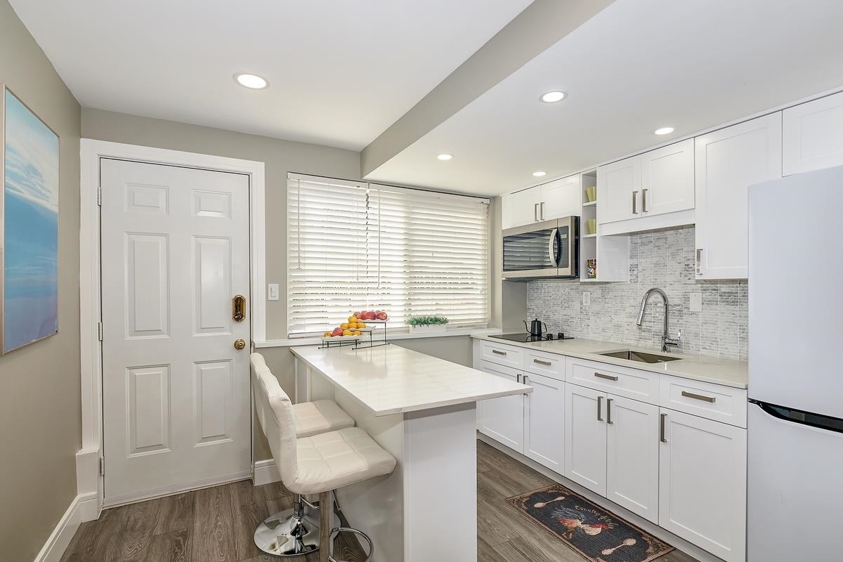 Garden / Landscaping Photo of 630 Sydney Avenue, Coquitlam, BC