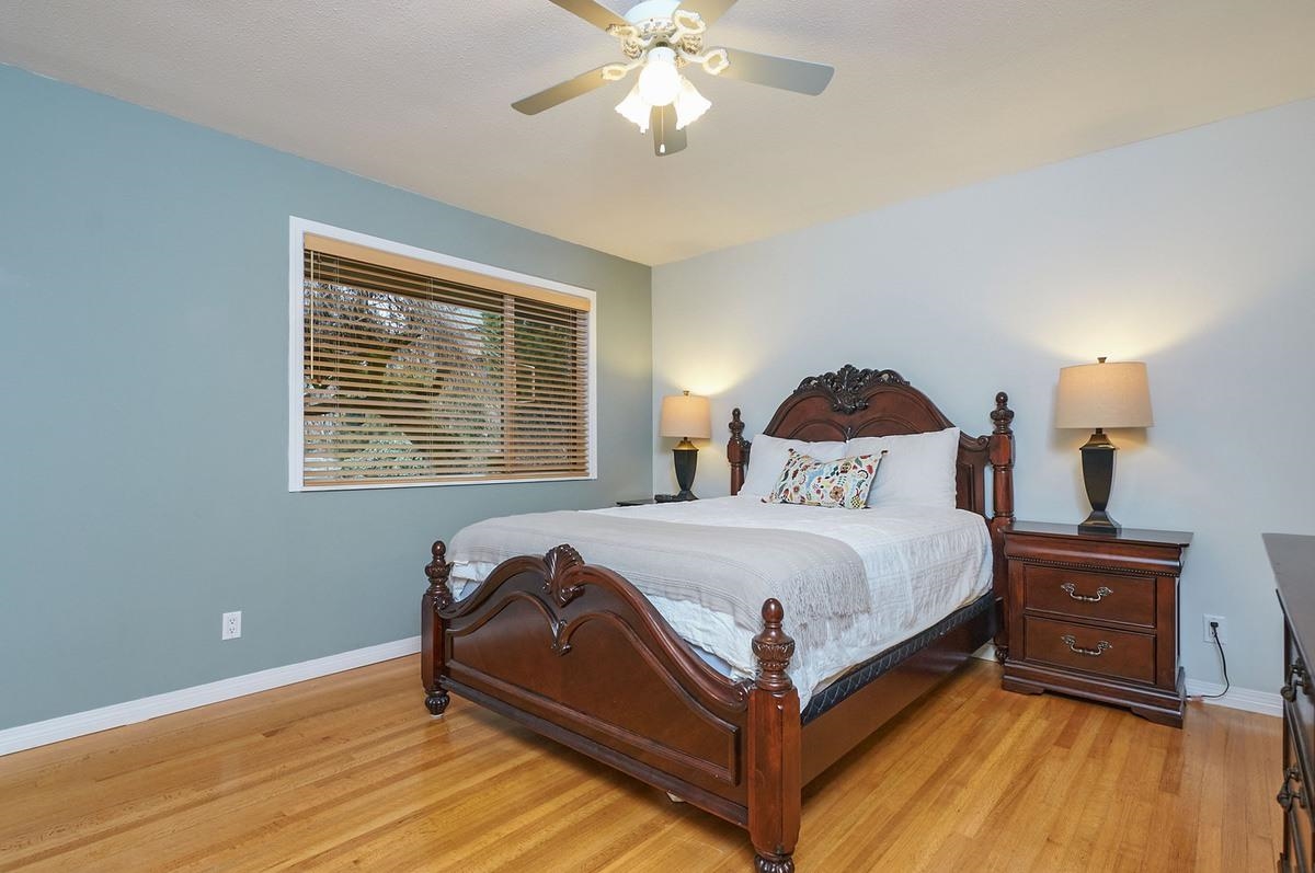 Guest Bathroom Photo of 630 Sydney Avenue, Coquitlam, BC