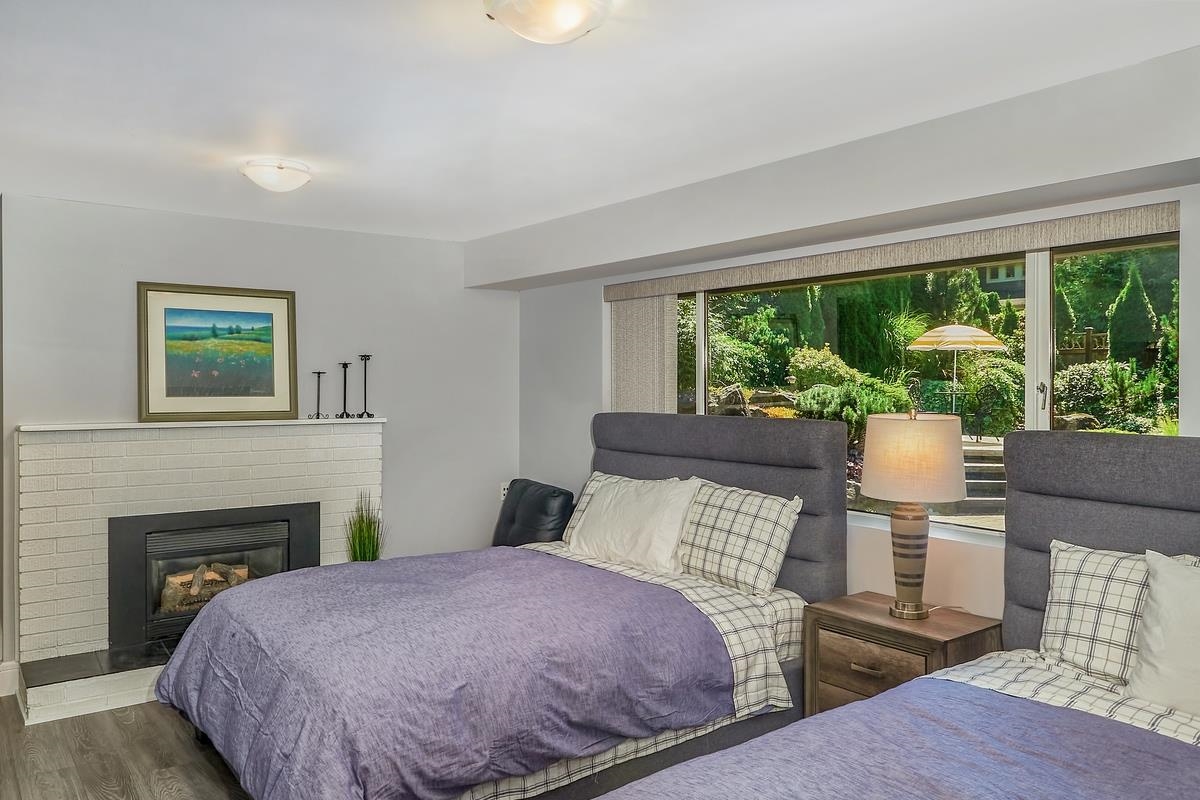 Hallway Photo of 630 Sydney Avenue, Coquitlam, BC